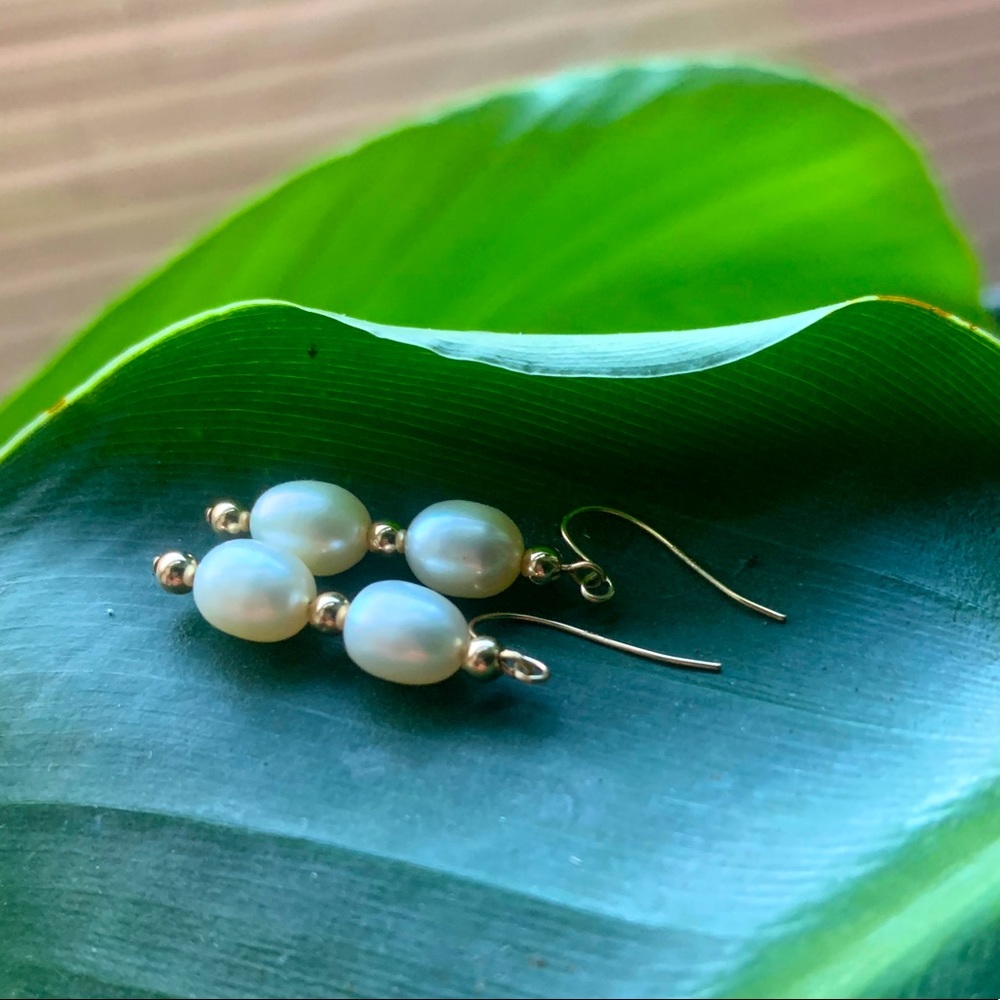 Absolutely Stunning Sea Pearl Drop Earrings